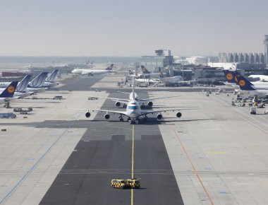 Fraport: 1.000.000 επιπλέον επιβάτες εξωτερικού σε σχέση με το 2016